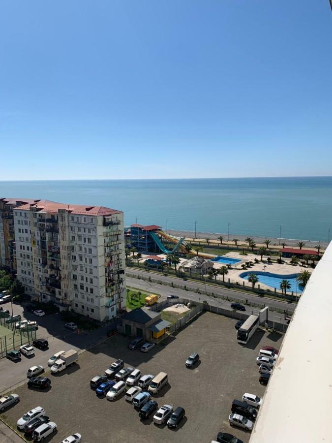 Orbi Residence Sea View Батуми Екстериор снимка