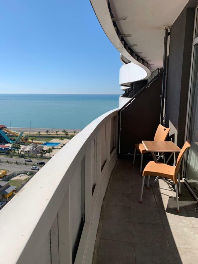 Orbi Residence Sea View Батуми Екстериор снимка